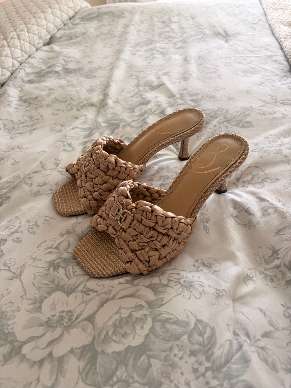 Vintage Kitten heels